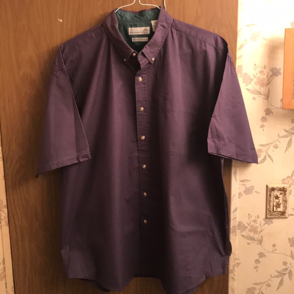 Men’s short sleeve casual dress shirt